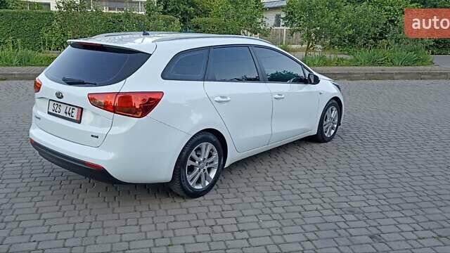 Белый Киа Сид, объемом двигателя 1.4 л и пробегом 240 тыс. км за 8999 $, фото 41 на Automoto.ua
