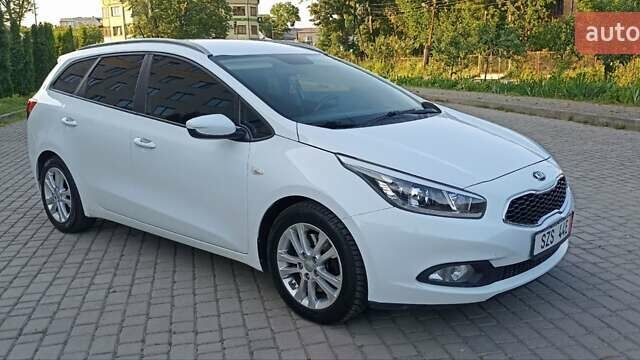 Белый Киа Сид, объемом двигателя 1.4 л и пробегом 240 тыс. км за 8999 $, фото 49 на Automoto.ua