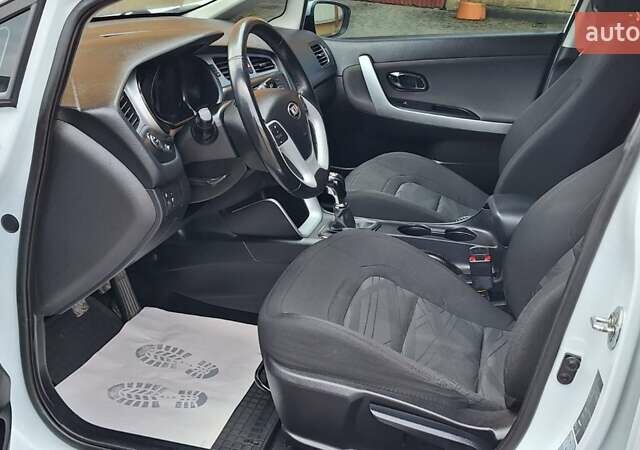 Белый Киа Сид, объемом двигателя 1.4 л и пробегом 240 тыс. км за 8999 $, фото 14 на Automoto.ua