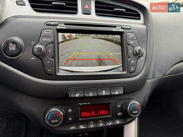 Білий Кіа Сід, об'ємом двигуна 1.6 л та пробігом 210 тис. км за 13500 $, фото 26 на Automoto.ua