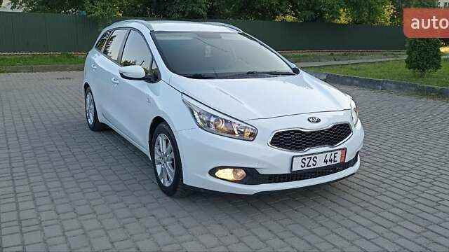 Белый Киа Сид, объемом двигателя 1.4 л и пробегом 240 тыс. км за 8999 $, фото 5 на Automoto.ua