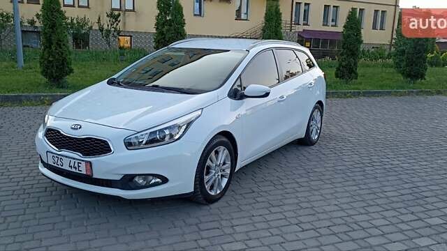 Белый Киа Сид, объемом двигателя 1.4 л и пробегом 240 тыс. км за 8999 $, фото 46 на Automoto.ua