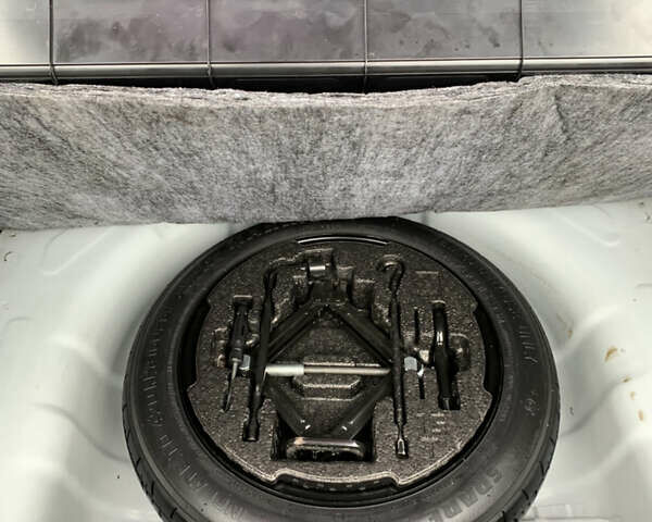 Білий Кіа Сід, об'ємом двигуна 1.6 л та пробігом 258 тис. км за 7800 $, фото 21 на Automoto.ua