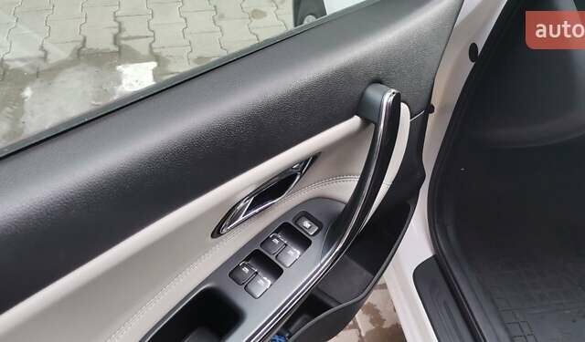 Белый Киа Сид, объемом двигателя 1.59 л и пробегом 78 тыс. км за 13500 $, фото 10 на Automoto.ua