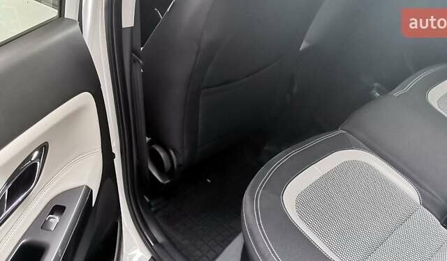 Белый Киа Сид, объемом двигателя 1.59 л и пробегом 78 тыс. км за 13500 $, фото 13 на Automoto.ua