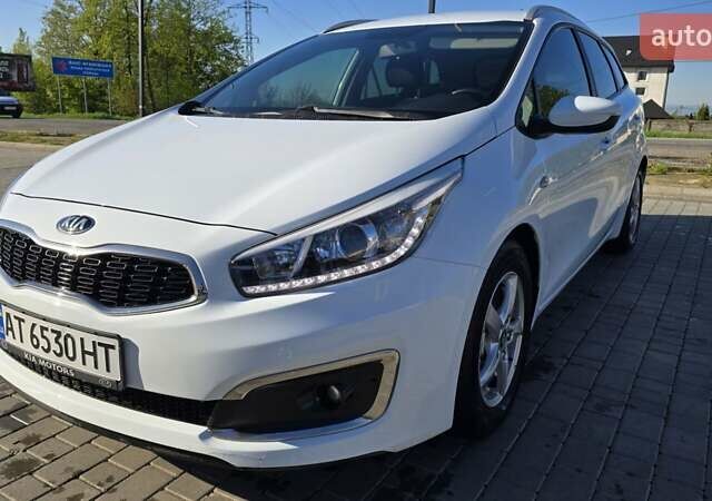 Белый Киа Сид, объемом двигателя 1.4 л и пробегом 199 тыс. км за 8099 $, фото 17 на Automoto.ua