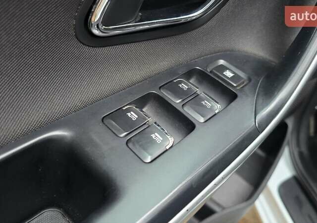 Белый Киа Сид, объемом двигателя 1.4 л и пробегом 198 тыс. км за 8500 $, фото 19 на Automoto.ua