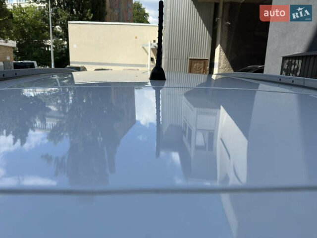 Белый Киа Сид, объемом двигателя 1.59 л и пробегом 66 тыс. км за 12000 $, фото 6 на Automoto.ua