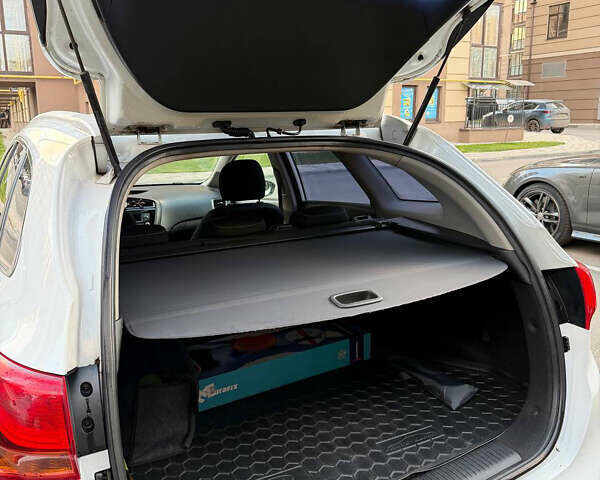 Білий Кіа Сід, об'ємом двигуна 1.59 л та пробігом 220 тис. км за 12050 $, фото 7 на Automoto.ua