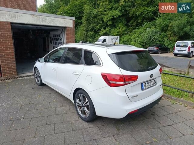 Белый Киа Сид, объемом двигателя 1 л и пробегом 109 тыс. км за 8380 $, фото 3 на Automoto.ua