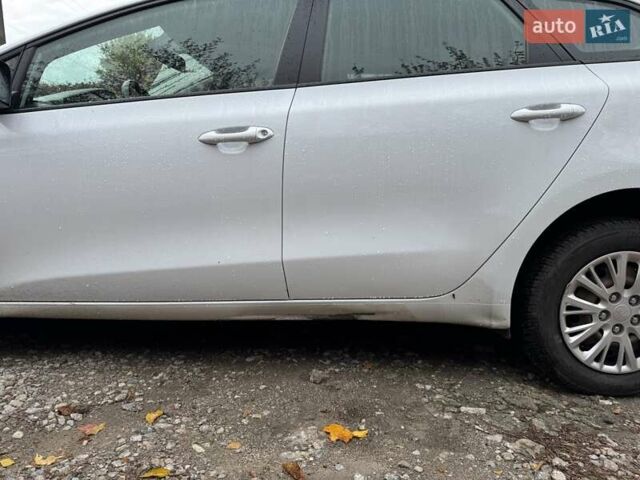 Кіа Сід 2016 у Дніпро (Дніпропетровську) на Automoto.ua Білий Кіа Сід, об'ємом двигуна 1.58 л та пробігом 197 тис. км за 8500 $, фото 8 на Automoto.ua