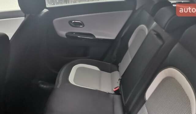 Белый Киа Сид, объемом двигателя 1.59 л и пробегом 78 тыс. км за 13500 $, фото 12 на Automoto.ua