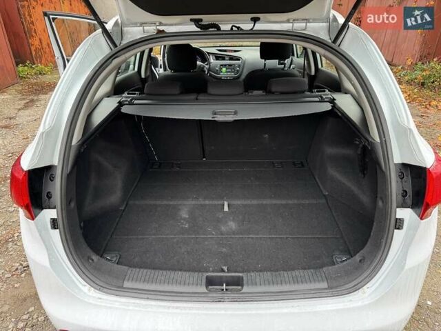 Кіа Сід 2016 у Дніпро (Дніпропетровську) на Automoto.ua Білий Кіа Сід, об'ємом двигуна 1.58 л та пробігом 197 тис. км за 8500 $, фото 11 на Automoto.ua