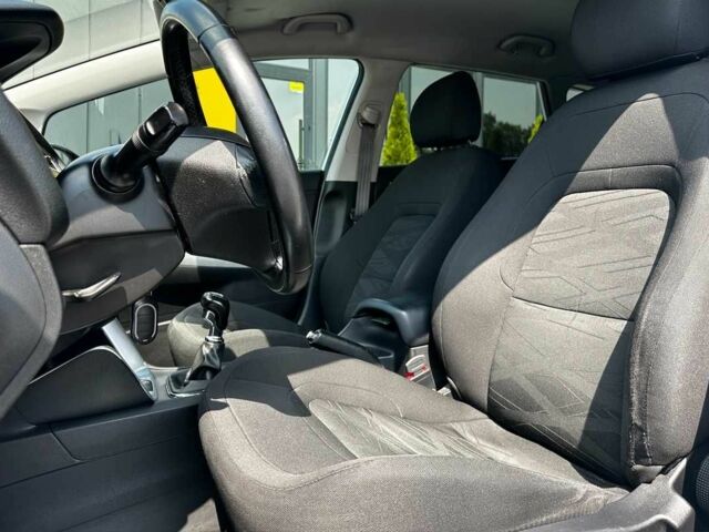 Белый Киа Сид, объемом двигателя 1.4 л и пробегом 204 тыс. км за 9234 $, фото 8 на Automoto.ua