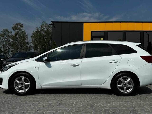 Белый Киа Сид, объемом двигателя 1.4 л и пробегом 204 тыс. км за 9234 $, фото 3 на Automoto.ua