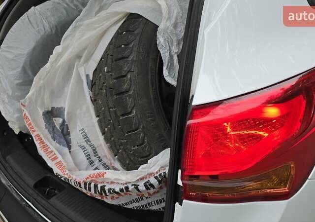 Белый Киа Сид, объемом двигателя 1.4 л и пробегом 198 тыс. км за 8500 $, фото 26 на Automoto.ua