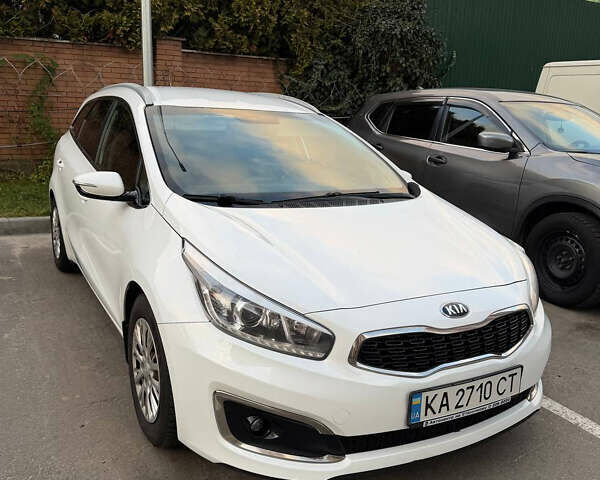 Білий Кіа Сід, об'ємом двигуна 1.59 л та пробігом 220 тис. км за 12050 $, фото 1 на Automoto.ua