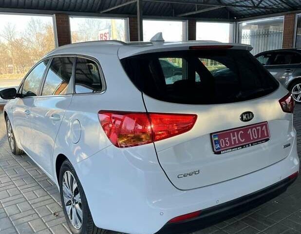 Білий Кіа Сід, об'ємом двигуна 1.6 л та пробігом 251 тис. км за 10900 $, фото 3 на Automoto.ua