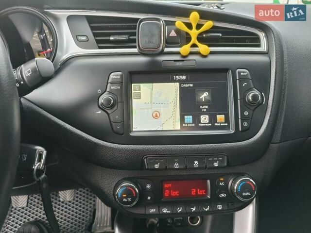 Белый Киа Сид, объемом двигателя 1.6 л и пробегом 237 тыс. км за 11100 $, фото 15 на Automoto.ua