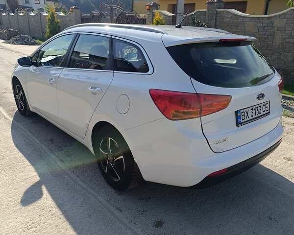 Білий Кіа Сід, об'ємом двигуна 1.59 л та пробігом 82 тис. км за 15200 $, фото 12 на Automoto.ua