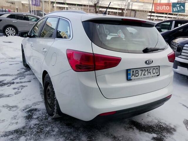 Белый Киа Сид, объемом двигателя 1.59 л и пробегом 145 тыс. км за 11800 $, фото 13 на Automoto.ua