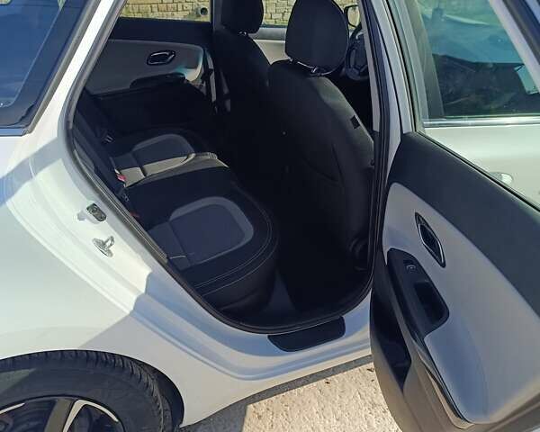 Білий Кіа Сід, об'ємом двигуна 1.59 л та пробігом 82 тис. км за 15200 $, фото 51 на Automoto.ua