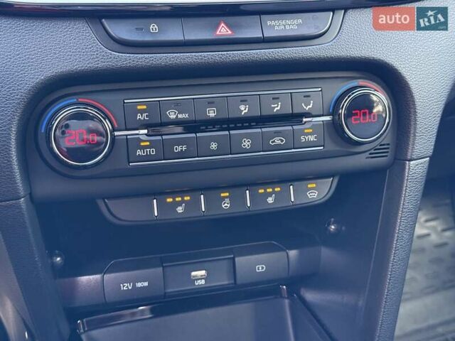 Білий Кіа Сід, об'ємом двигуна 1.6 л та пробігом 83 тис. км за 17200 $, фото 29 на Automoto.ua