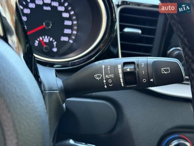 Білий Кіа Сід, об'ємом двигуна 1.6 л та пробігом 83 тис. км за 17200 $, фото 22 на Automoto.ua