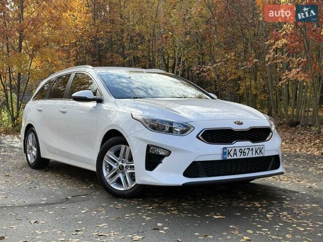 Білий Кіа Сід, об'ємом двигуна 1.6 л та пробігом 83 тис. км за 17200 $, фото 2 на Automoto.ua