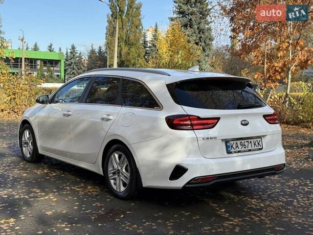 Білий Кіа Сід, об'ємом двигуна 1.6 л та пробігом 83 тис. км за 17200 $, фото 11 на Automoto.ua