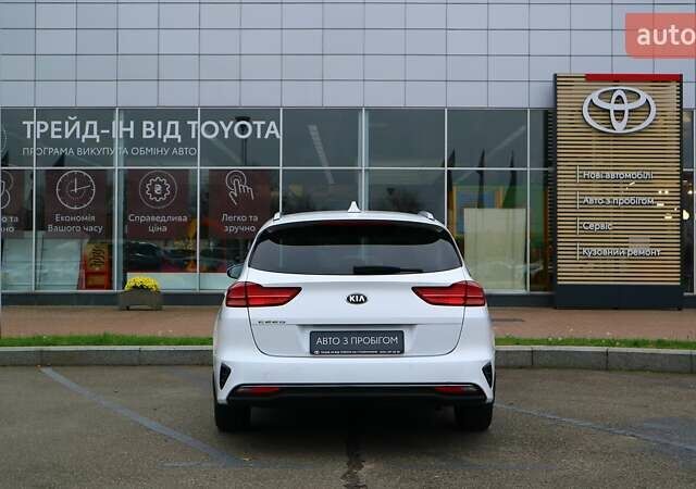 Белый Киа Сид, объемом двигателя 1.37 л и пробегом 33 тыс. км за 15432 $, фото 3 на Automoto.ua