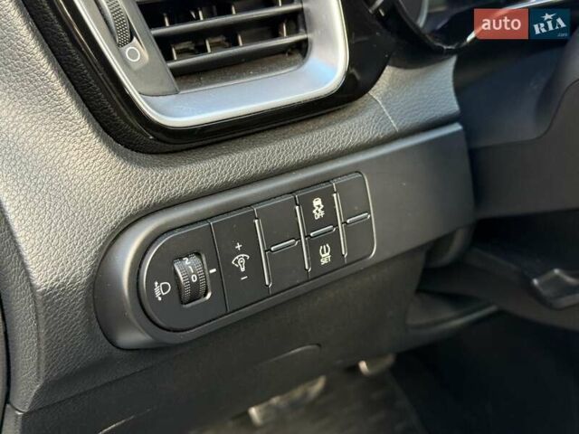 Білий Кіа Сід, об'ємом двигуна 1.6 л та пробігом 83 тис. км за 17200 $, фото 20 на Automoto.ua