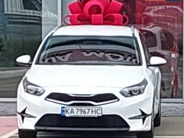 Белый Киа Сид, объемом двигателя 1.6 л и пробегом 36 тыс. км за 17899 $, фото 9 на Automoto.ua