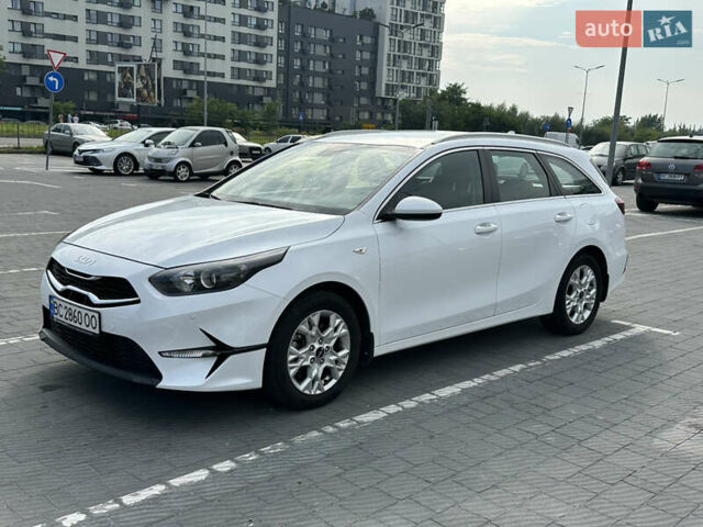 Белый Киа Сид, объемом двигателя 1.59 л и пробегом 10 тыс. км за 18500 $, фото 7 на Automoto.ua