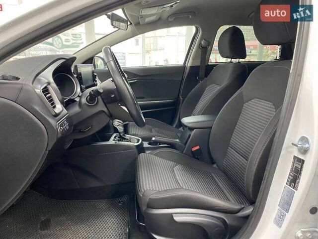 Белый Киа Сид, объемом двигателя 1.58 л и пробегом 57 тыс. км за 17990 $, фото 17 на Automoto.ua