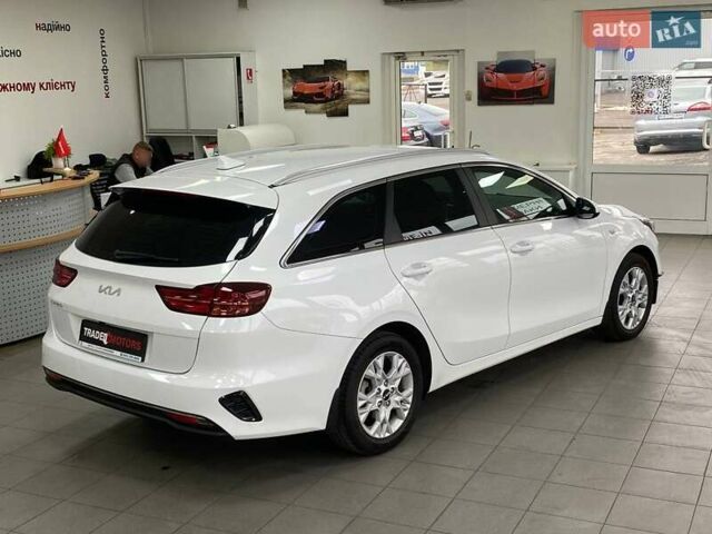 Белый Киа Сид, объемом двигателя 1.59 л и пробегом 57 тыс. км за 17790 $, фото 13 на Automoto.ua