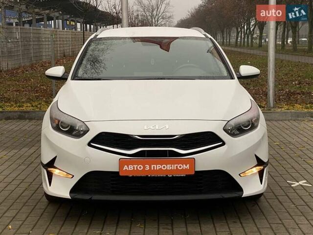 Белый Киа Сид, объемом двигателя 1.6 л и пробегом 28 тыс. км за 17800 $, фото 1 на Automoto.ua