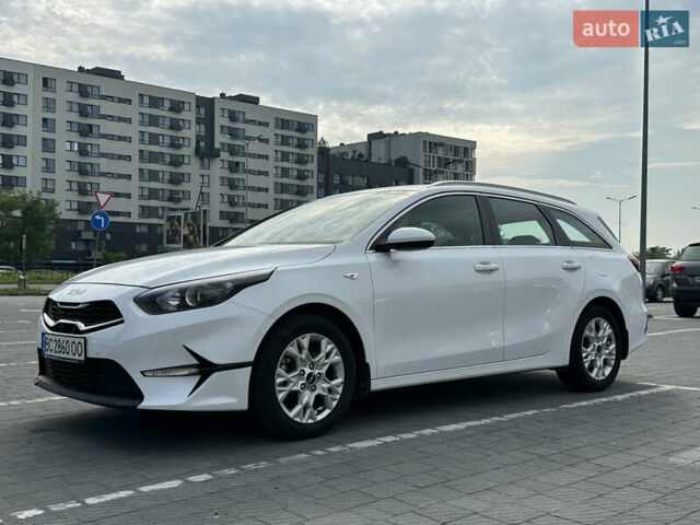 Белый Киа Сид, объемом двигателя 1.59 л и пробегом 10 тыс. км за 18500 $, фото 1 на Automoto.ua