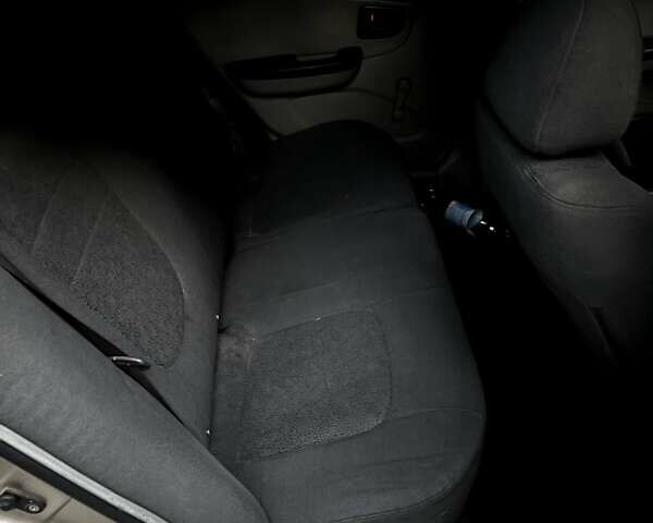 Бежевый Киа Сид, объемом двигателя 1.6 л и пробегом 530 тыс. км за 3100 $, фото 3 на Automoto.ua