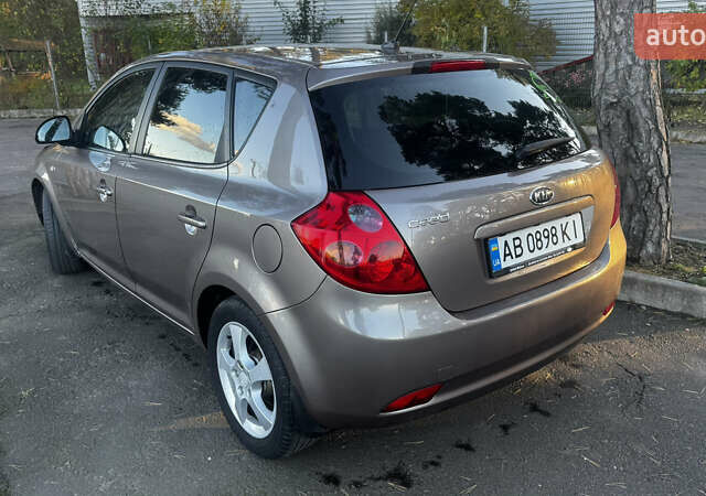 Бежевый Киа Сид, объемом двигателя 1.6 л и пробегом 226 тыс. км за 5750 $, фото 3 на Automoto.ua
