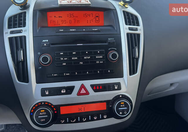 Бежевый Киа Сид, объемом двигателя 1.6 л и пробегом 226 тыс. км за 5750 $, фото 26 на Automoto.ua