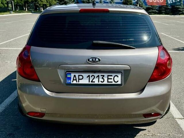 Бежевый Киа Сид, объемом двигателя 1.4 л и пробегом 256 тыс. км за 4000 $, фото 6 на Automoto.ua