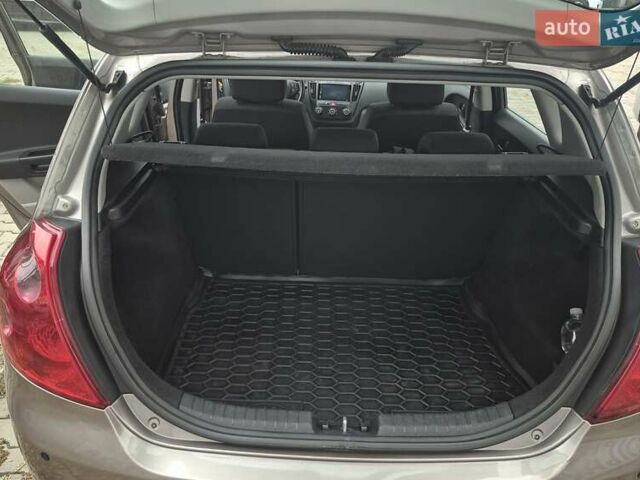 Бежевый Киа Сид, объемом двигателя 1.58 л и пробегом 218 тыс. км за 6400 $, фото 9 на Automoto.ua