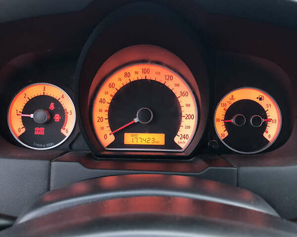 Киа Сид 2008 в Киеве на Automoto.ua Бежевый Киа Сид, объемом двигателя 1.58 л и пробегом 177 тыс. км за 6500 $, фото 6 на Automoto.ua