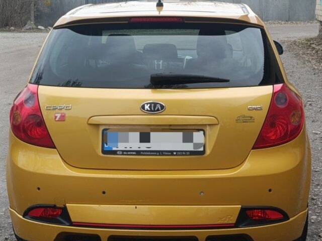 Бежевый Киа Сид, объемом двигателя 2 л и пробегом 260 тыс. км за 4000 $, фото 3 на Automoto.ua