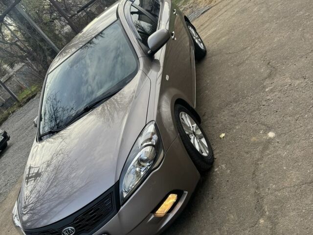 Бежевый Киа Сид, объемом двигателя 1.6 л и пробегом 178 тыс. км за 6000 $, фото 1 на Automoto.ua