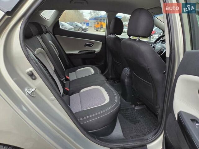 Бежевый Киа Сид, объемом двигателя 1.58 л и пробегом 94 тыс. км за 10500 $, фото 6 на Automoto.ua