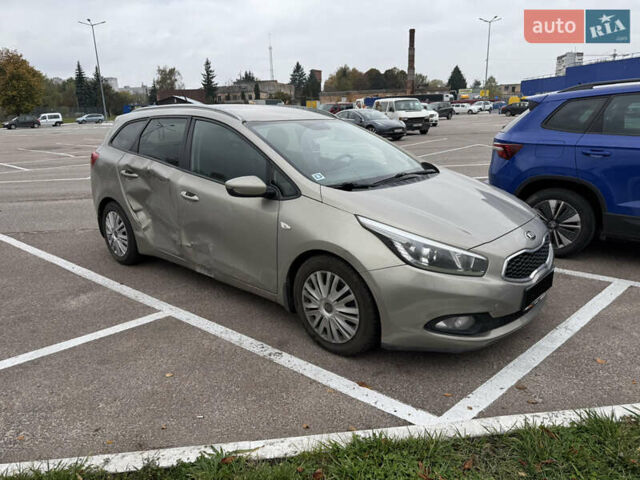 Бежевый Киа Сид, объемом двигателя 0 л и пробегом 260 тыс. км за 6500 $, фото 5 на Automoto.ua