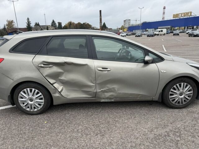 Киа Сид 2013 в Житомире на Automoto.ua Бежевый Киа Сид, объемом двигателя 1.4 л и пробегом 236 тыс. км за 5500 $, фото 2 на Automoto.ua