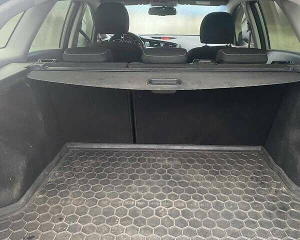 Бежевий Кіа Сід, об'ємом двигуна 1.59 л та пробігом 222 тис. км за 8200 $, фото 9 на Automoto.ua